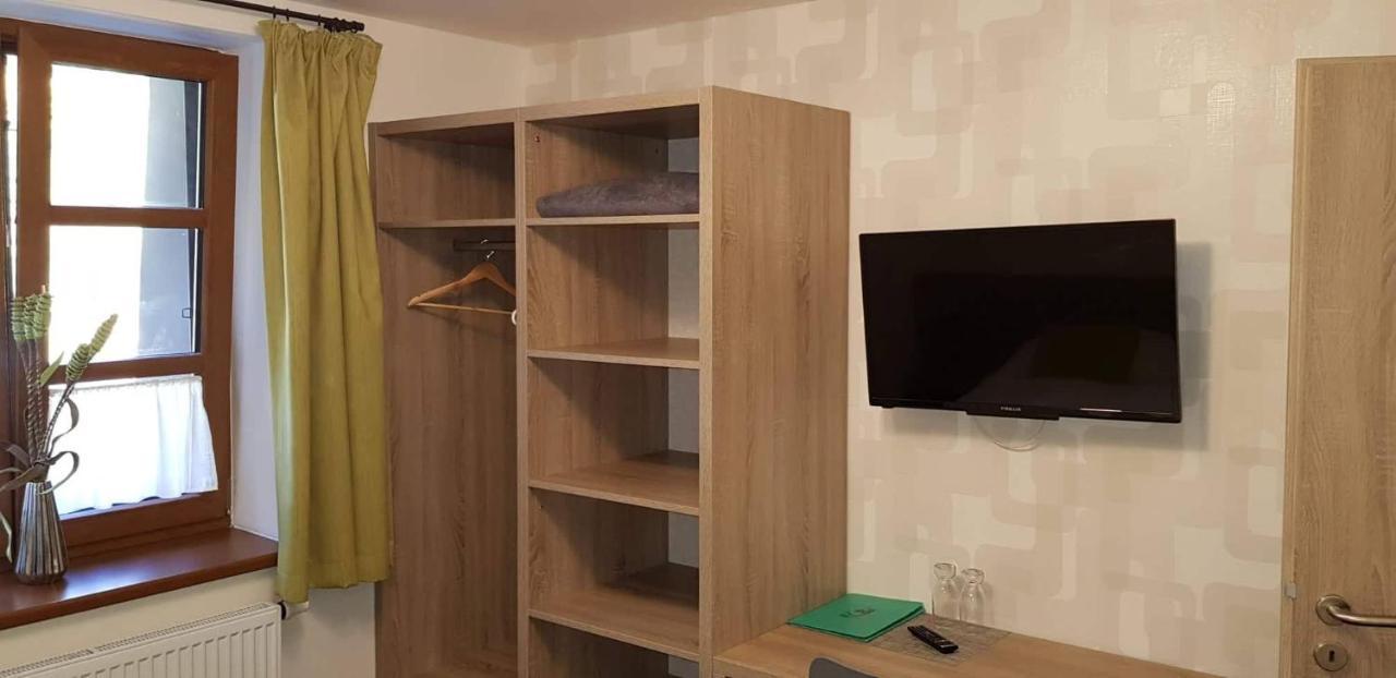 Restaurace A Penzion Bludovecek Dış mekan fotoğraf